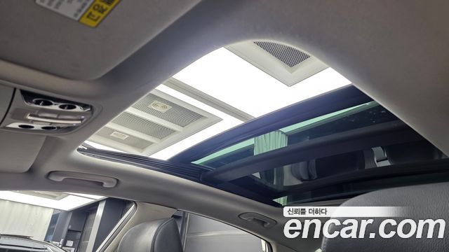 Kia K7 2017 — photo 18