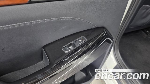 Kia K7 2017 — photo 19