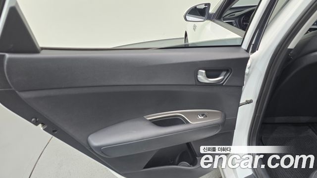 Kia K5 2020 — photo 15