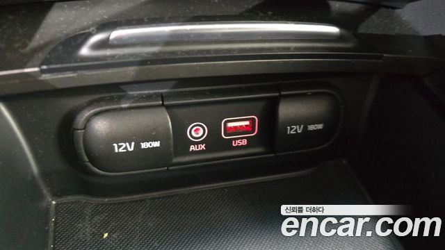 Kia K5 2020 — photo 31