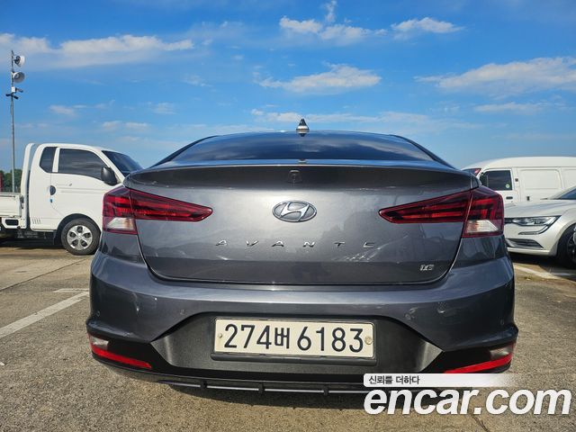 Hyundai AVANTE 2020 — photo 4