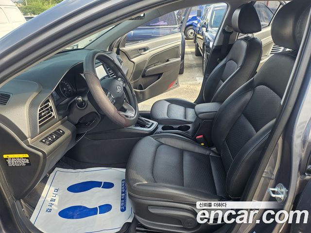 Hyundai AVANTE 2020 — photo 10