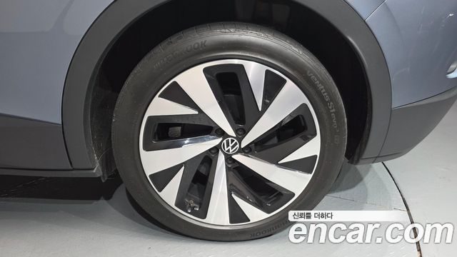 Volkswagen ID.4 2023 — photo 7