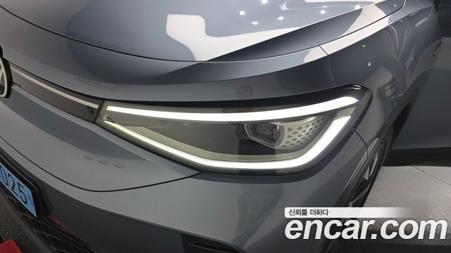 Volkswagen ID.4 2023 — photo 8