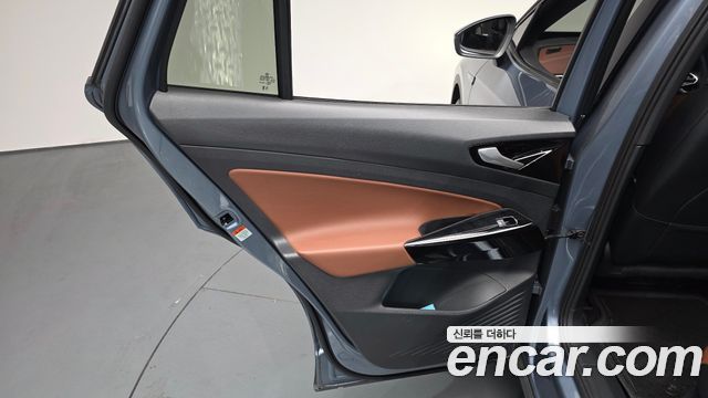 Volkswagen ID.4 2023 — photo 15