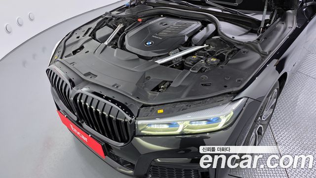 BMW 7-Series 2020 — photo 6