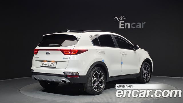 Kia Sportage 2019 — photo 2