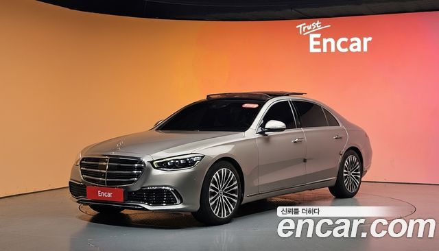 Mercedes-Benz S-Class 2022 — photo 1