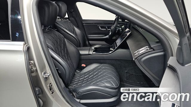 Mercedes-Benz S-Class 2022 — photo 16