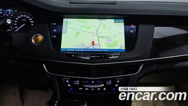 Cadillac CT6 2016 — photo 12