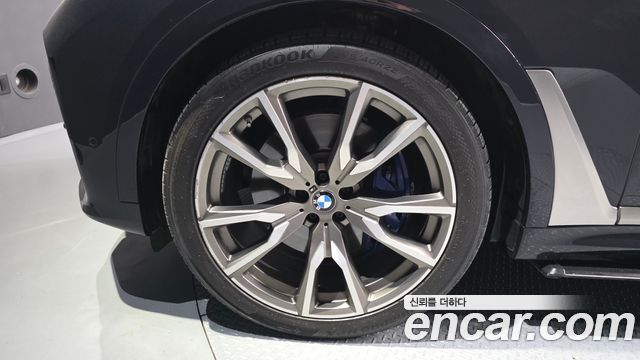 BMW X7 2020 — photo 5