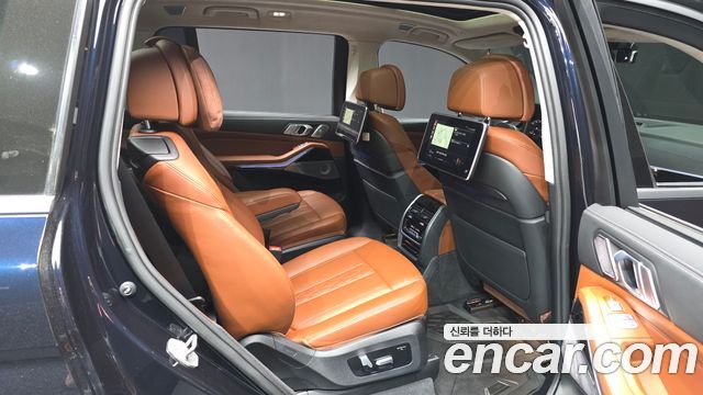 BMW X7 2020 — photo 12