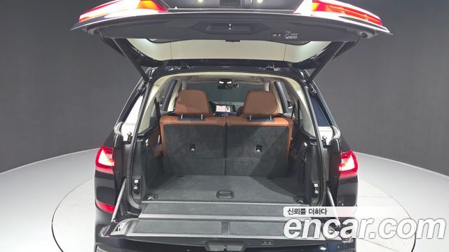 BMW X7 2020 — photo 20