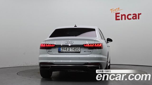 Audi A4 2023 — photo 4