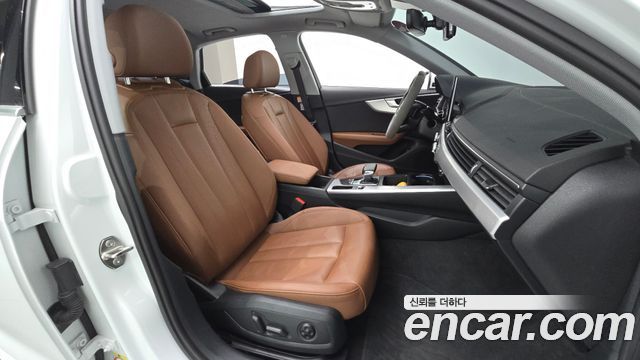 Audi A4 2023 — photo 17