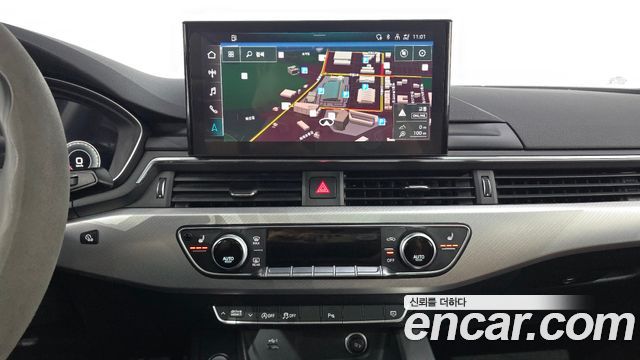 Audi A4 2023 — photo 20