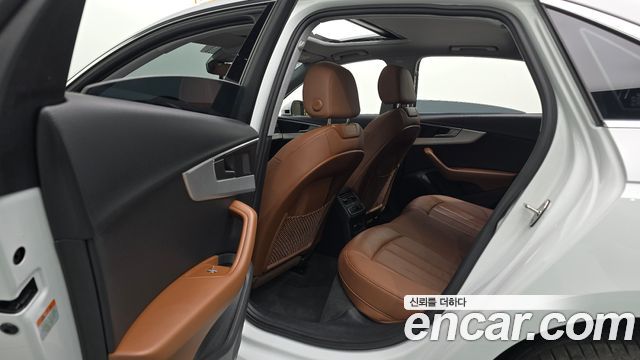 Audi A4 2023 — photo 16