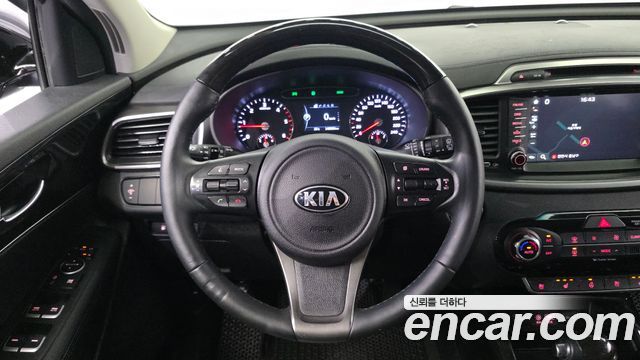 Kia Sorento 2016 — photo 20