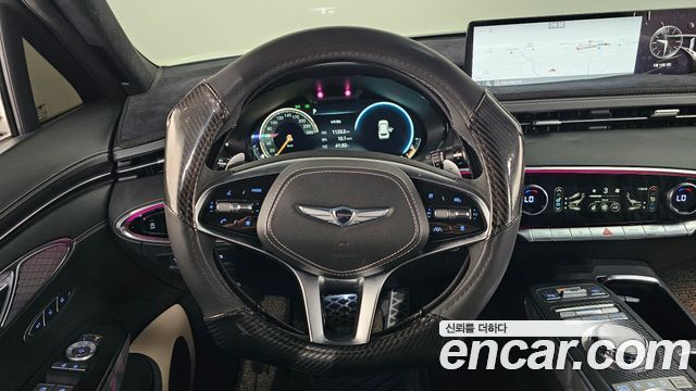 Genesis GV70 2021 — photo 19
