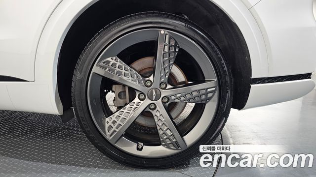 Genesis GV70 2021 — photo 7