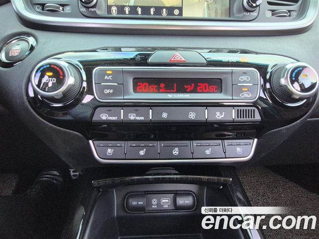 Kia Sorento 2019 — photo 13