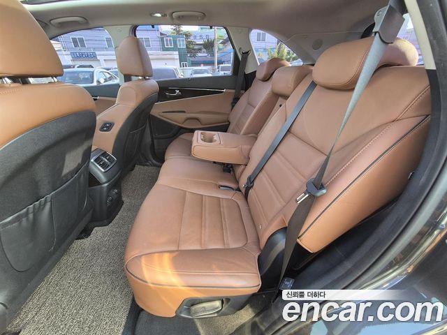 Kia Sorento 2019 — photo 18