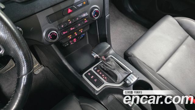 Kia Sportage 2016 — photo 9