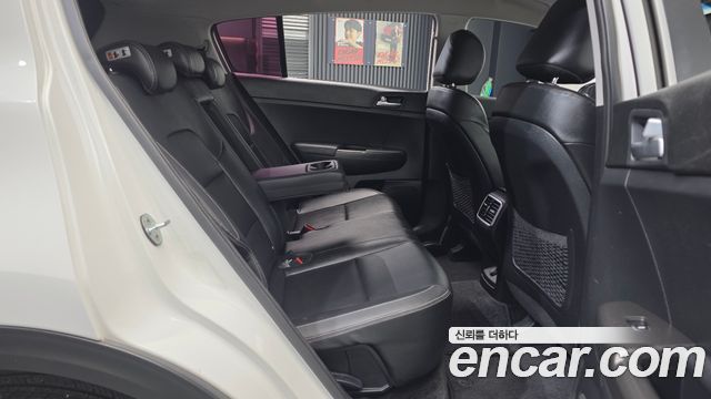 Kia Sportage 2016 — photo 12