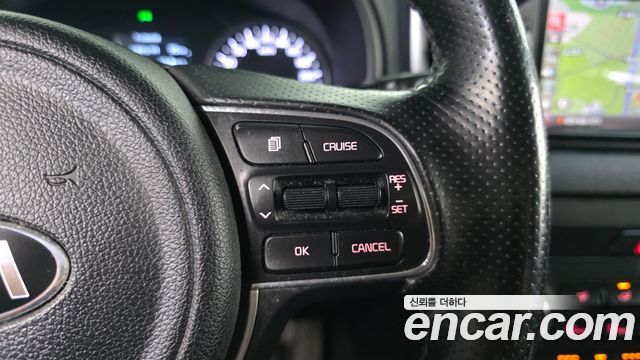 Kia Sportage 2016 — photo 18