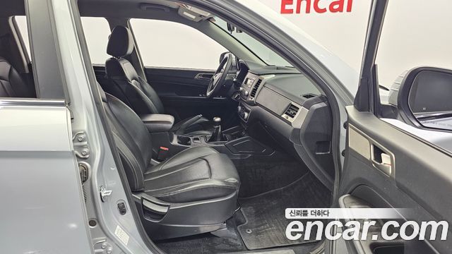 KG Mobility Rexton 2018 — photo 11
