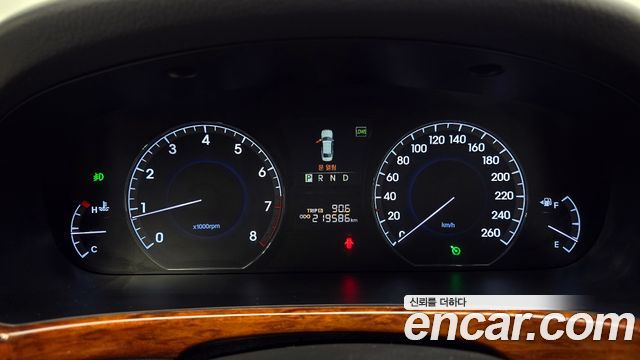 Hyundai Equus 2010 — photo 8