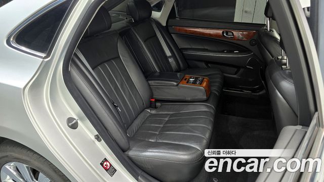 Hyundai Equus 2010 — photo 12