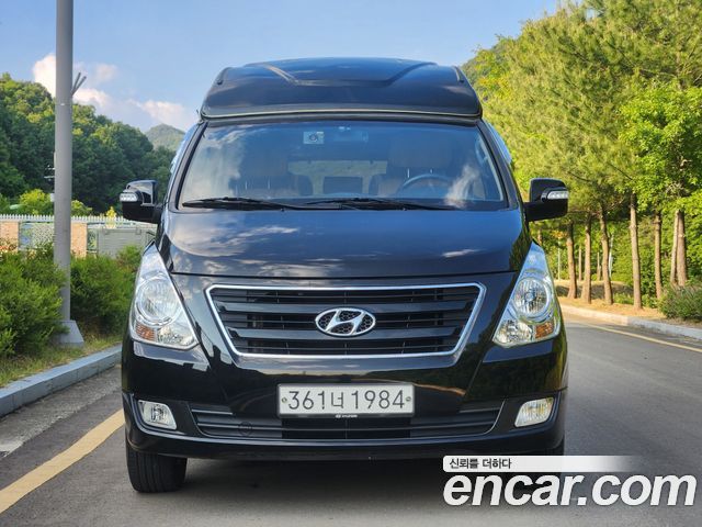 Hyundai Starex 2018 — photo 2