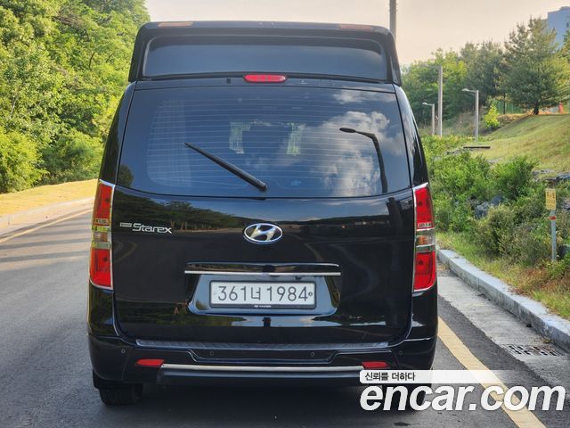 Hyundai Starex 2018 — photo 4