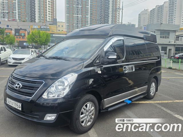 Hyundai Starex 2018 — photo 15