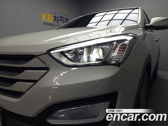 Hyundai Santafe 2014 — photo 2