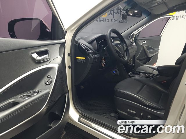 Hyundai Santafe 2014 — photo 11