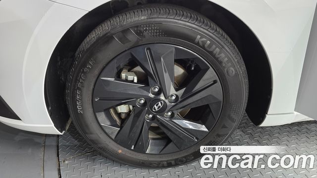 Hyundai AVANTE 2023 — photo 5