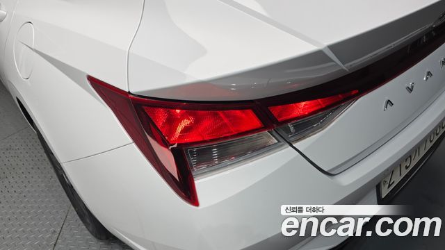 Hyundai AVANTE 2023 — photo 9