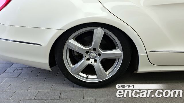 Mercedes-Benz CLS-Class 2013 — photo 5
