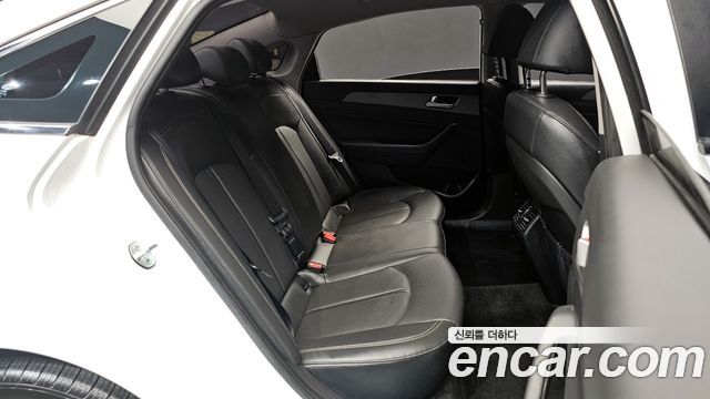 Hyundai Sonata 2019 — photo 11