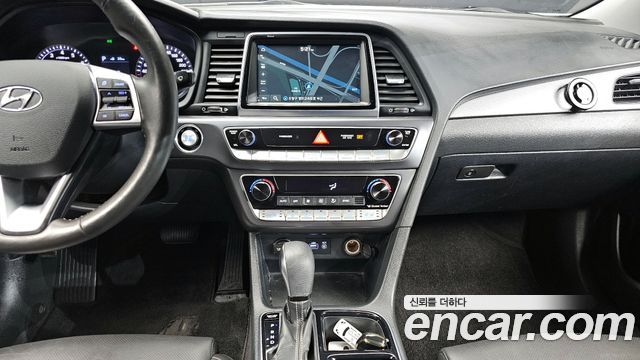 Hyundai Sonata 2019 — photo 13