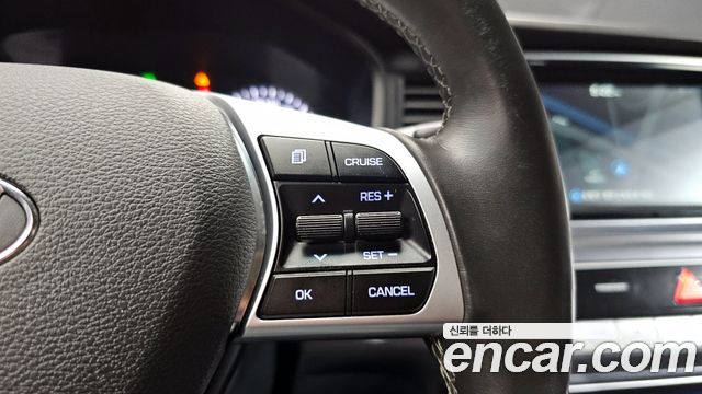 Hyundai Sonata 2019 — photo 17