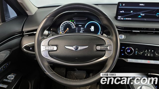 Genesis GV70 2021 — photo 19