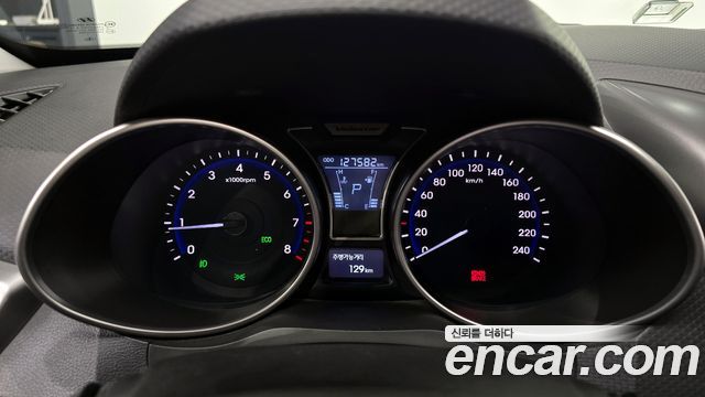 Hyundai Veloster 2012 — photo 8