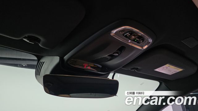 Volvo V60 2021 — photo 27
