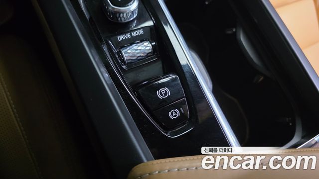 Volvo V60 2021 — photo 33