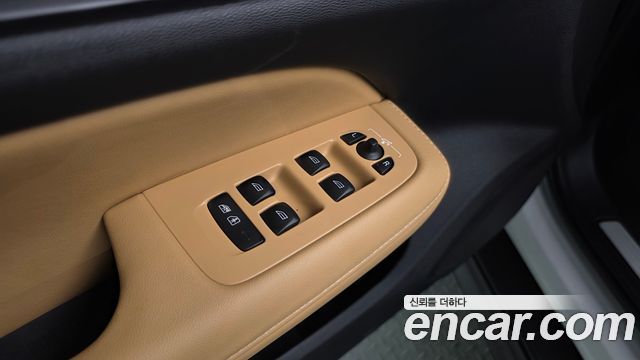 Volvo V60 2021 — photo 34