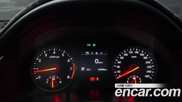 Kia K7 2017 — photo 11
