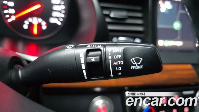 Kia K7 2017 — photo 22